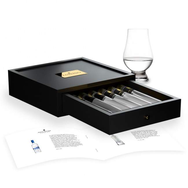 Vodka Tasting Collection 6 tubes in Houten Kist, Set 1