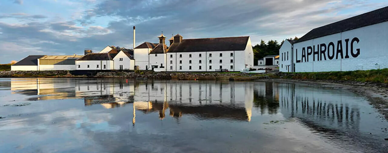 Laphroaig Whisky Distillery Islay